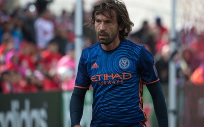 华体会电竞动态-巴斯托尼这脚传球找到空档